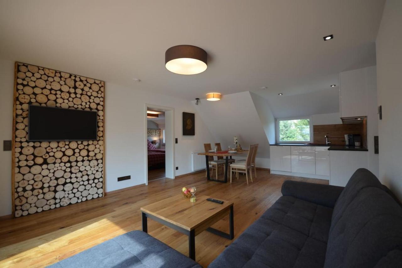 Apartment Keuerleber Holzmaden Luaran gambar